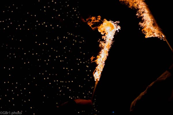 Lingua di fuoco nel buio fra le luci della festa, Ludi Pompeiani 2017