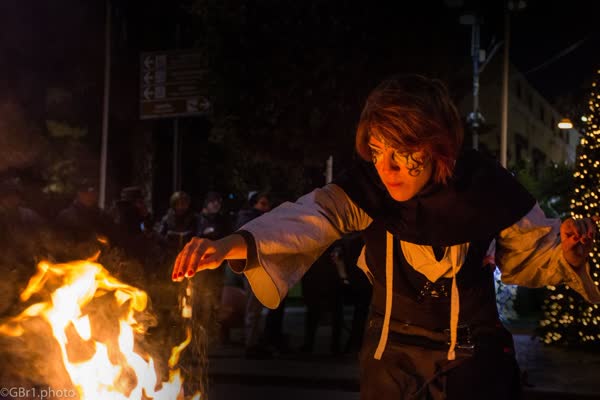 Ritratto in strada con le fiamme accese, Ludi Pompeiani Winter Edition 2017